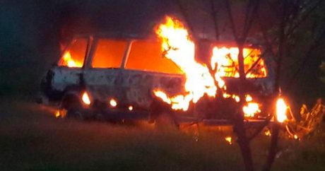 В Барде сгорел микроавтобус: 9 пострадавших — ФОТО
