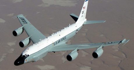 Военные самолеты США засекли вблизи сирийских морских границ и российских баз