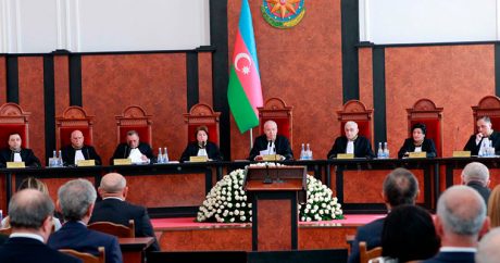 Конституционный суд утвердил итоги президентских выборов в Азербайджане