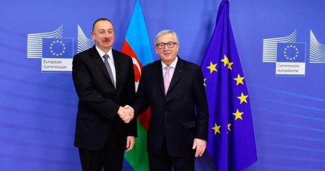 Президент Еврокомиссии поздравил Ильхама Алиева