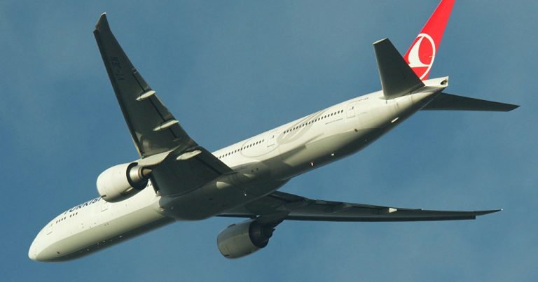 Turkish Airlines начала полеты из Стамбула в Краснодар