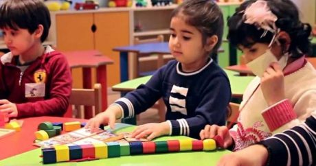 В Азербайджане дети будут ходить в детский сад с 1 года