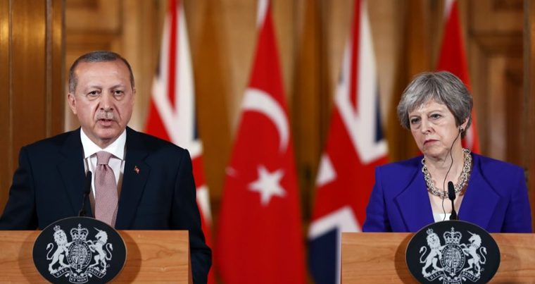 Политолог: «Сближение Турции с Россией всегда волновало Великобританию»