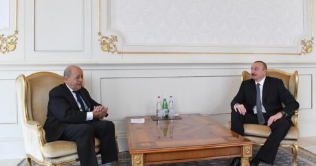 Ильхам Алиев принял главу МИД Франции