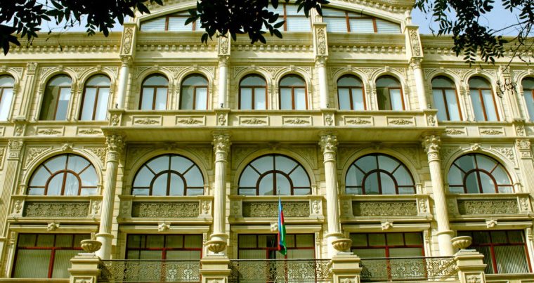 Выявлены финансовые махинации в посольствах Азербайджана за рубежом