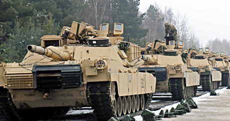 Пентагон продолжает переброску войск к границам России