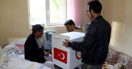 В Турции на выборах впервые используют мобильные избиркомы — ФОТО
