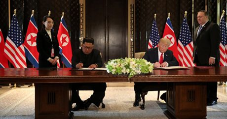 Лидеры США и КНДР подписали итоговый документ после переговоров