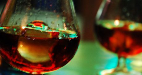 Ученые назвали допустимую дозу алкоголя — исследование