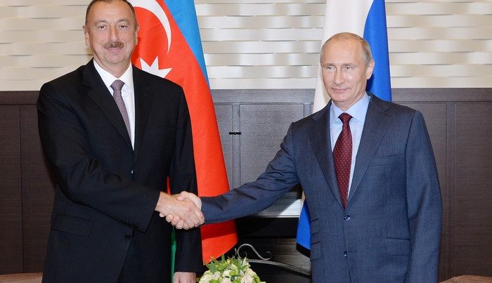 Президенты Азербайджана и России провели встречу в Кремле