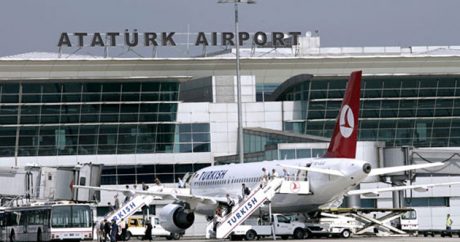 В Аэропорту имени Ататюрка отменены все рейсы