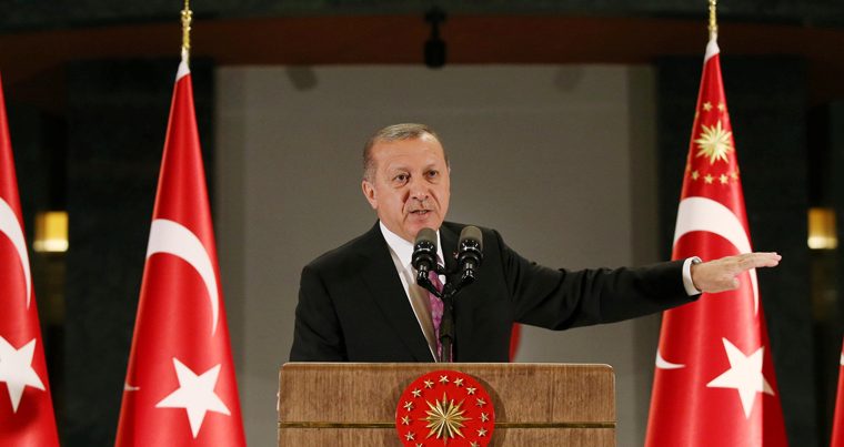 Эрдоган угрожает Австрии «войной креста и полумесяца»