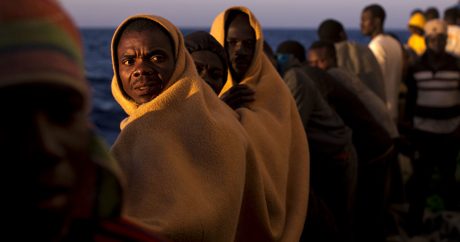 В территориальные воды Мальты вошло судно с 200 мигрантов