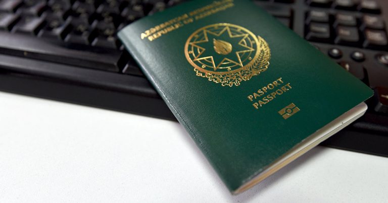 Сербия c сегодняшнего дня отменила визовый режим для граждан Азербайджана