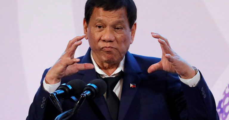 Президент Филиппин заявил, что уйдет с поста, если кто-нибудь докажет ему, что бог существует