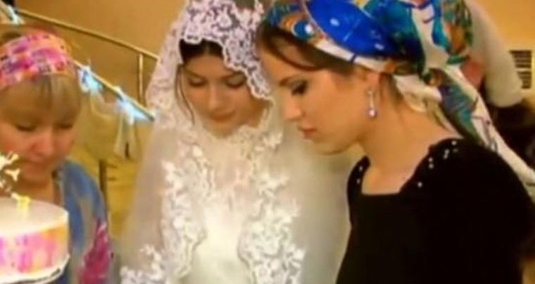 В Турции за связи с ИГ задержали дочь высокопоставленного чеченского чиновника