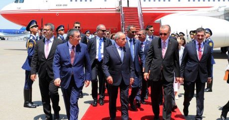 Президент Турции прибыл в Азербайджан — ФОТО