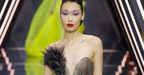 Казахская модель приняла участие в Неделе моды в Париже — ФОТО