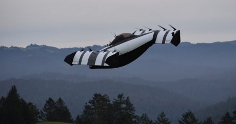 Канадская компания испытала прототип «летающего автомобиля»