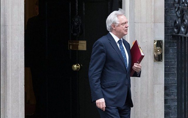 Британский министр по вопросам брексита подал в отставку