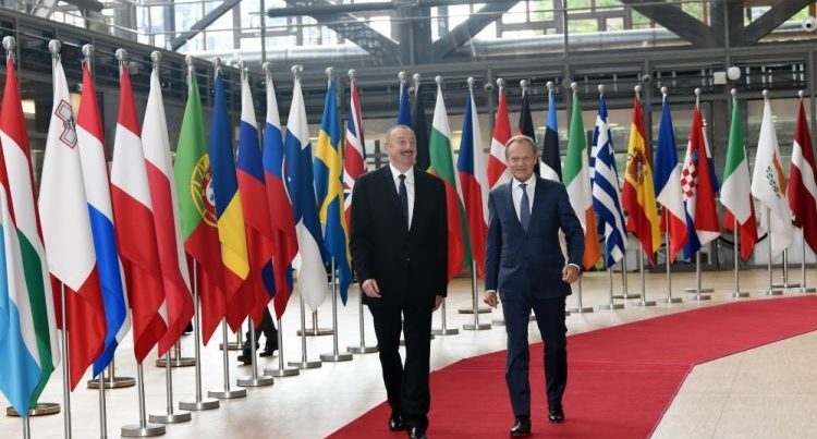 Состоялась встреча президента Азербайджана с главой Совета ЕС
