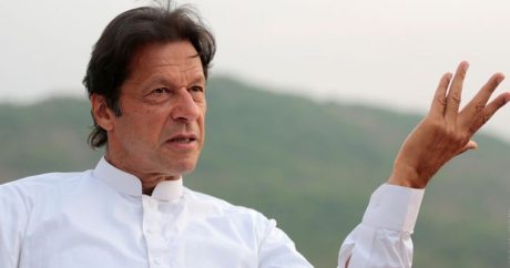 Имран Хан принес присягу в качестве нового премьера Пакистана