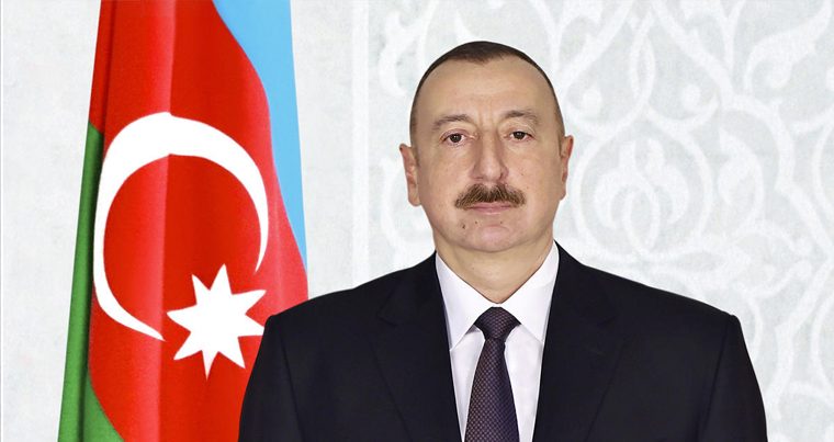 Президент Ильхам Алиев поздравил Президента Пакистана