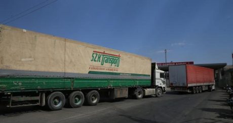 ООН направила в Идлиб 29 грузовиков с гуманитарной помощью