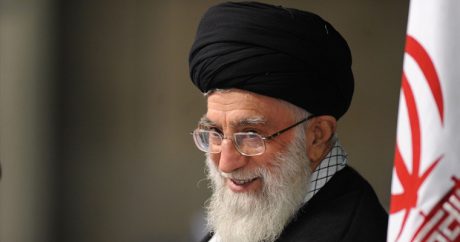 Хаменеи: Нападавших в Ахвазе финансировали ОАЭ и Саудовская Аравия