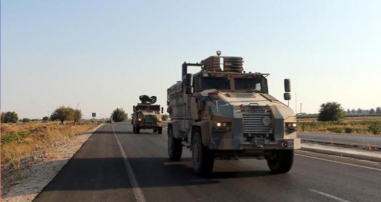 На турецко-сирийскую границу прибыл конвой военной техники