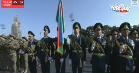 В Баку проходит грандиозный военный парад — ВИДЕО