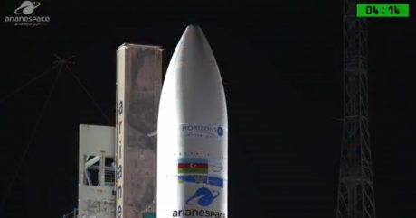 Старт с космодрома Куру спутника связи Azerspace 2/Intelsat 38 — Видео