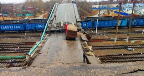 Мост рухнул на Транссиб в Амурской области