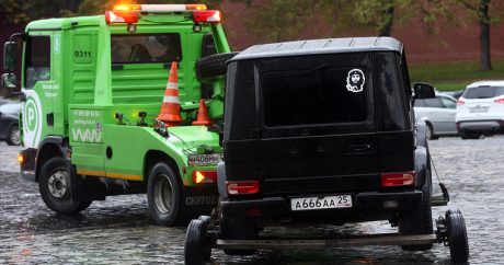 Владелец Mercedes с номером 666 хотел взорвать Кремль — Фото