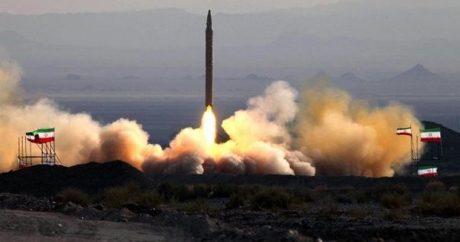 Иран нанес удар баллистическими ракетами по Сирии