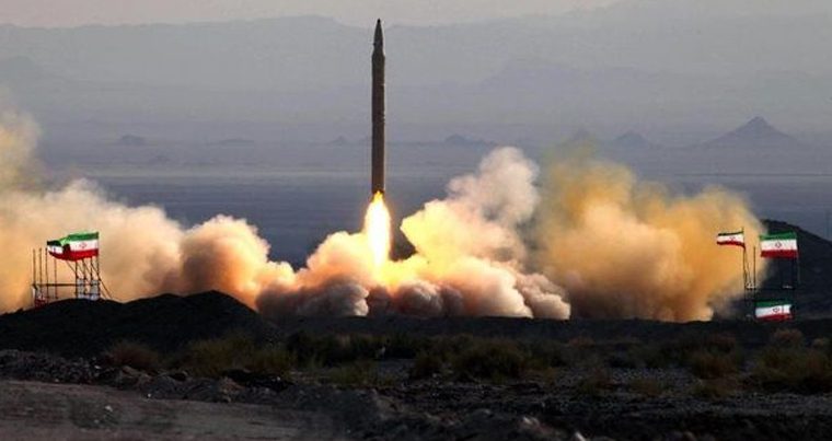 Иран нанес удар баллистическими ракетами по Сирии