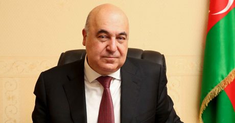Чингиз Абдуллаев: «Среднее образование должно быть на азербайджанском языке»
