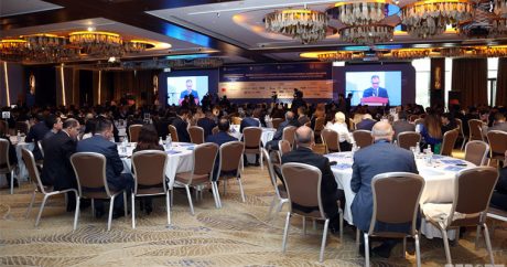 В Баку проходит III Международный банковский форум
