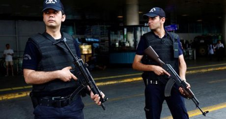 Полиция Стамбула проводит операцию против наркоторговцев