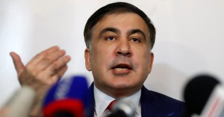 Саакашвили призвал население Грузии к гражданскому неповиновению