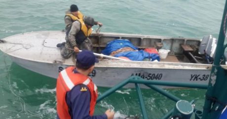 Азербайджанские пограничники спасли рыбаков