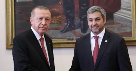 Эрдоган провел переговоры с лидером Парагвая Марио Абдо Бенитесом
