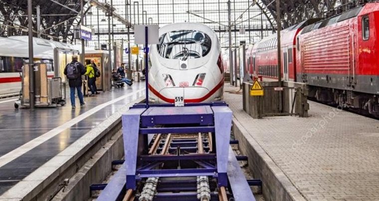 В Германии из-за забастовки остановились поезда