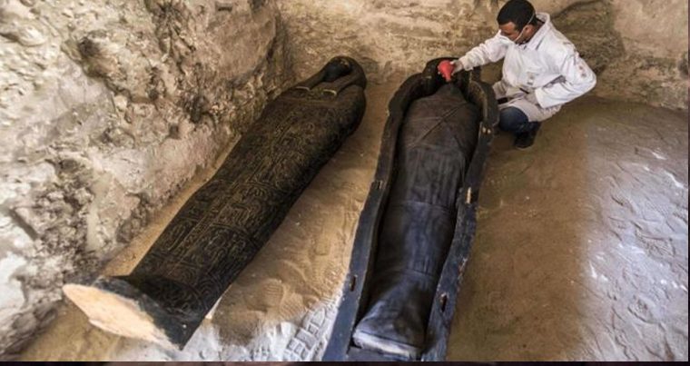 В Египте нашли хорошо сохранившиеся мумии возрастом более 3 тысяч лет