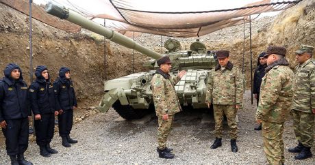 Министр обороны принял участие в открытии танковой воинской части в прифронтовой зоне — Видео