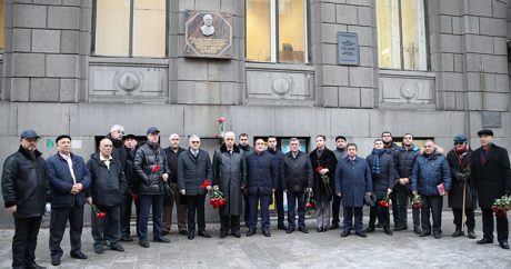 В Санкт-Петербурге почтили память Гейдара Алиева — ФОТО
