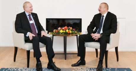 Давос: Ильхам Алиев встретился с гендиректором «BP»