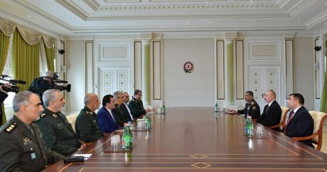Президент Ильхам Алиев принял начальника Генштаба ВC Ирана