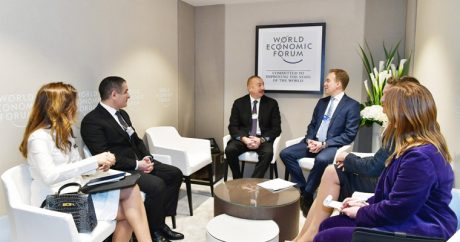 Давос: Ильхам Алиев встретился с президентом «ВЭФ» Берге Бренде