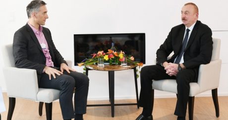 Давос: Ильхам Алиев встретился с гендиректором «Signify»
